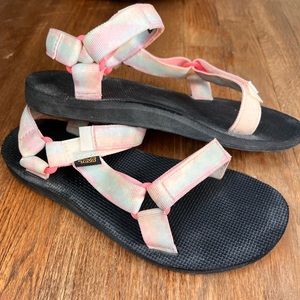 Tie dye Teva Universal Sandals
